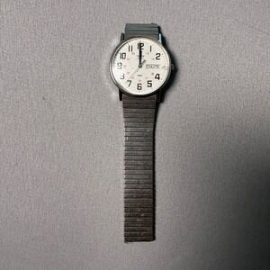 Vintage Timex Quartz Watch Day Date White Dial Expansion Band T95 1995 395 LA